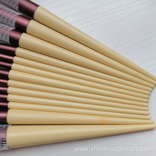 Hot Free Sample Plastic Handle Beauty Foundation Brushes